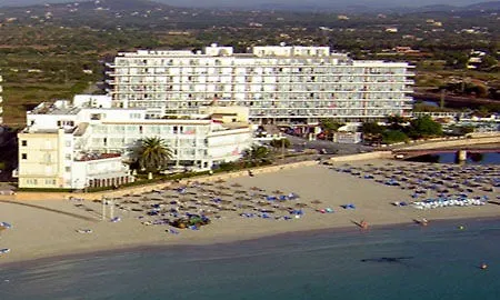 Hotel Club S'Illot 3*, ס'לוט