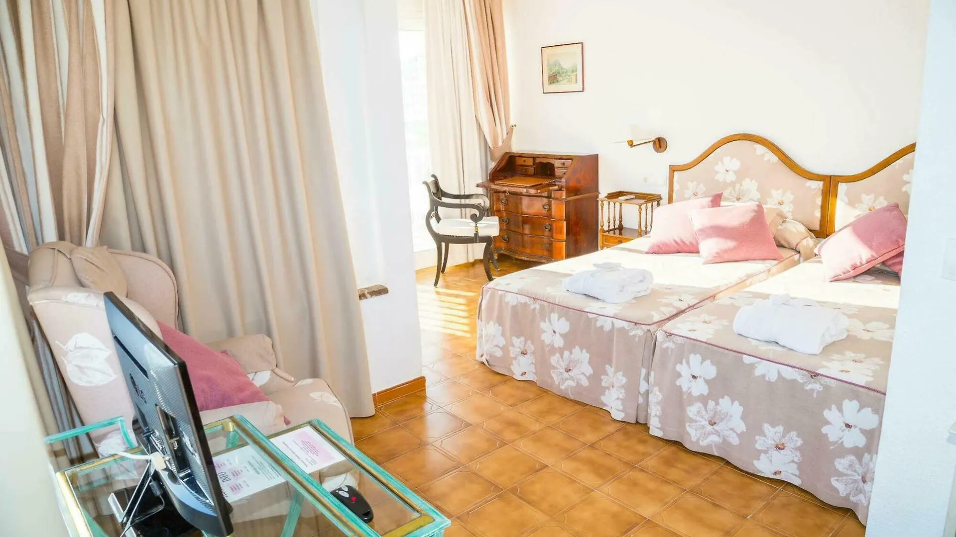Hotel Club S'Illot